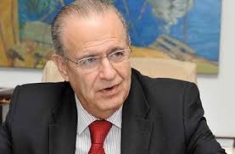 &Alpha;&lambda;&lambda;ά&zeta;&omicron;&upsilon;&nu; &omicron;&iota; &sigma;&chi;έ&sigma;&epsilon;&iota;&sigmaf; &sigma;&tau;&eta;&nu; &Alpha;. &Mu;&epsilon;&sigma;ό&gamma;&epsilon;&iota;&omicron; έ&nu;&epsilon;&kappa;&alpha; &upsilon;&delta;&rho;&omicron;&gamma;&omicron;&nu;&alpha;&theta;&rho;ά&kappa;&omega;&nu;