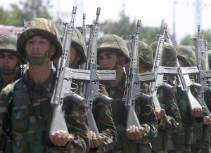 Δραστικές Μειώσεις στα Κονδύλια για την Άμυνα - "Θα Επηρεάσουν τη Λειτουργικότητα του Τομέα"