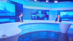 ΠΡΩΤΗ ΠΡΟΤΕΡΑΙΟΤΗΤΑ Η ΕΝΙΣΧΥΣΗ ΤΗΣ Ε.Φ. ΚΑΙ ΟΧΙ ΑΠΑΡΑΙΤΗΤΑ  Η ΕΞΑΣΦΑΛΙΣΗ ΜΕΣΩΝ ΚΑΛΥΤΕΡΗΣ ΕΞΥΠΗΡΕΤΗΣΗΣ ΤΩΝ ΞΕΝΩΝ